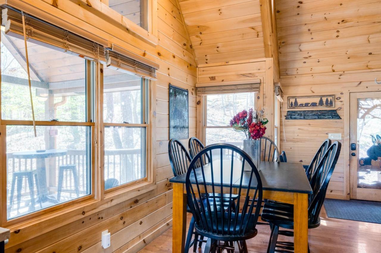 Blue Ridge Bear Bungalow Eksteriør billede