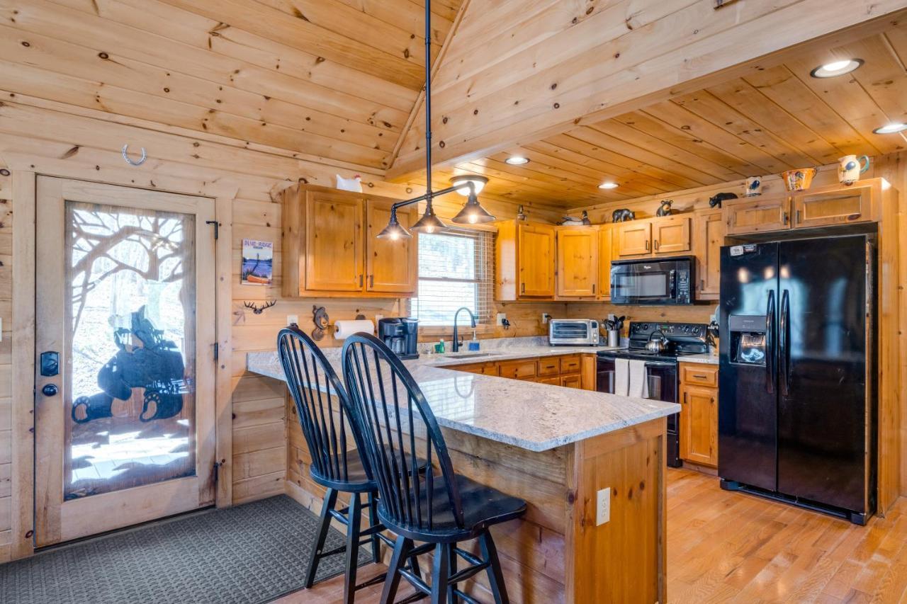 Blue Ridge Bear Bungalow Eksteriør billede