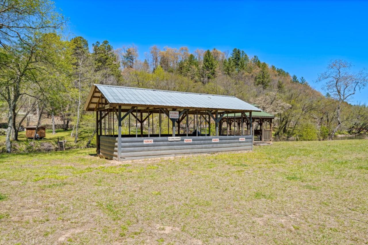 Blue Ridge Bear Bungalow Eksteriør billede